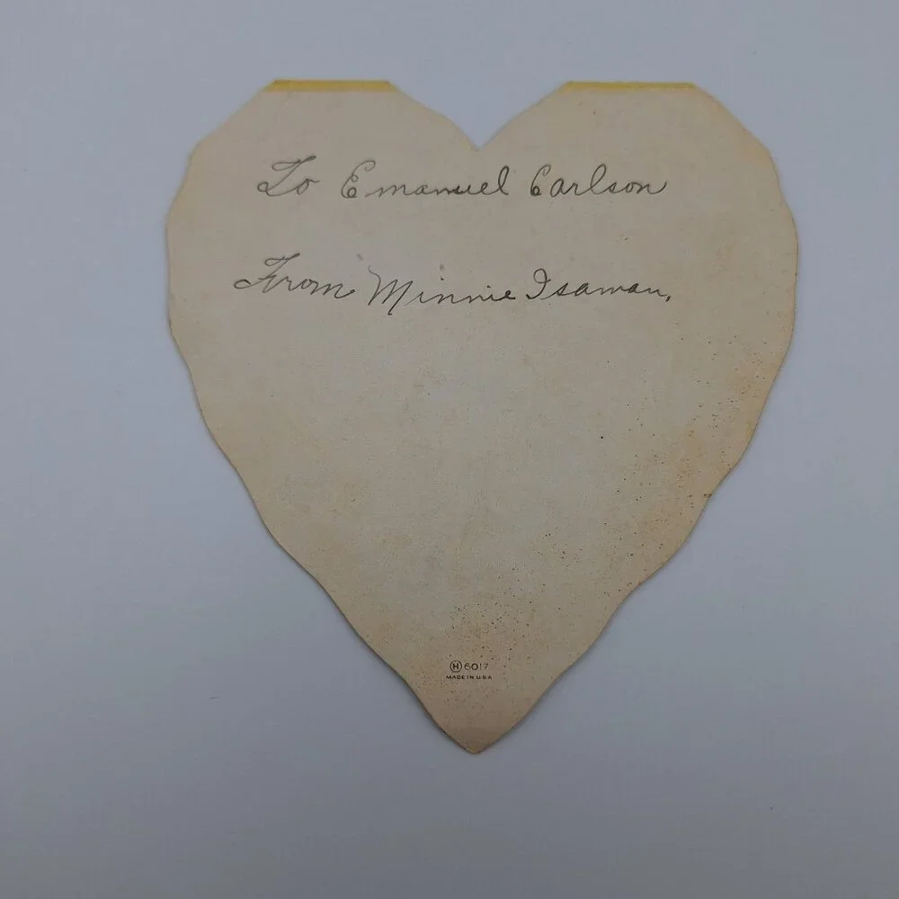 Vintage American Valentines Day Card Heart Shaped Floral Design Collectible‎ USA